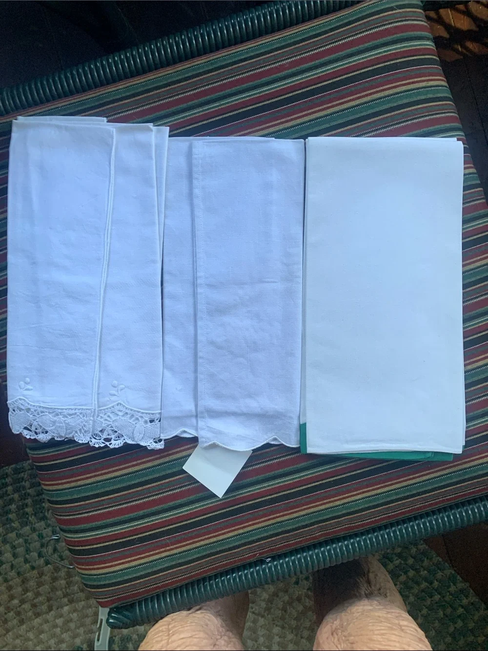 White Holiday Embroidered Hand towels, Christmas Tree and Red Bow and lace, 5